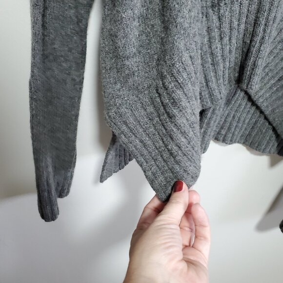 ANTHROPOLOGIE Moth Fireside Turtleneck Sweater Wool Blend Grey Women's Small - Picture 6 of 13